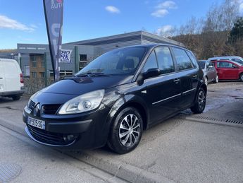  Voir détails -Renault Megane SCENIC LATITUDE 1.5 DCI 105CV à Darntal (76)