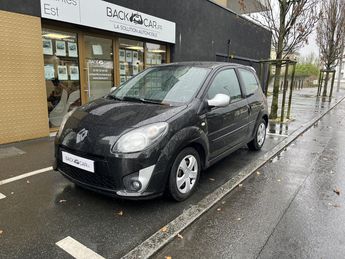  Voir détails -Renault Twingo II 1.2 16v 75 Dynamique à Nantes (44)