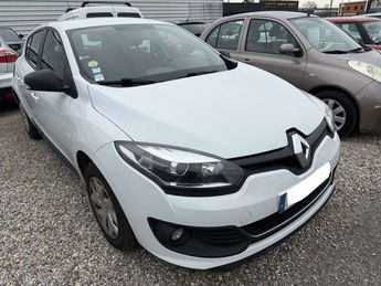  Voir détails -Renault Megane III 1.5 dCi 110ch socit Air à Saint-Priest (69)