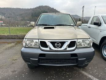  Voir détails -Nissan Terrano 3.0 DI 154CH ELEGANCE 5P à Murat (15)