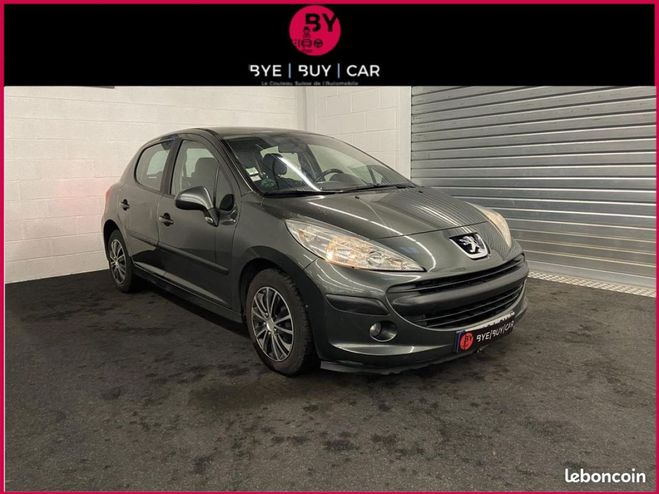Peugeot 207 1.4 90 sport Gris de 2007