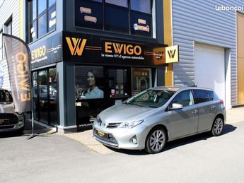  Voir détails -Toyota Auris 1.8 HSD 136 ch FULL-HYBRID LOUNGE BVA CU à Belbeuf (76)