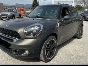  Voir détails -Mini Countryman COOPER SD 143CH PACK RED HOT CHILI ALL4  à Cannes (06)
