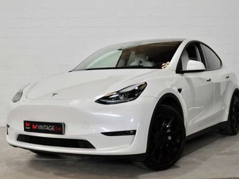  Voir détails -Tesla Model Y 72.5 kWh Dual Motor Long Range (378 kW)  à Huy (45)