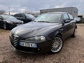  Voir détails -Alfa romeo 147 1.6 i 16V à Uckange (57)