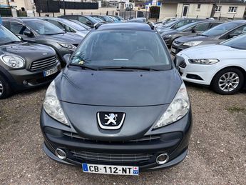  Voir détails -Peugeot 207 SW 1.6 HDi 16V 90ch BLUE LION Trendy à vreux (27)
