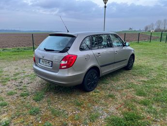  Voir détails -Skoda Fabia Combi 1.4 85cv 5 portes 1.main à Horbourg-Wihr (68)