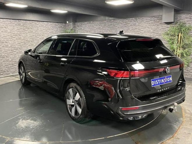 Volkswagen Passat 1.5 eTSI 150 DSG7 Life Plus Noir de 2024