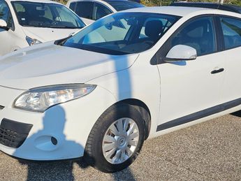  Voir détails -Renault Megane III 1.5 DCI 90CH 2011 CLIM REG à Martigues (13)