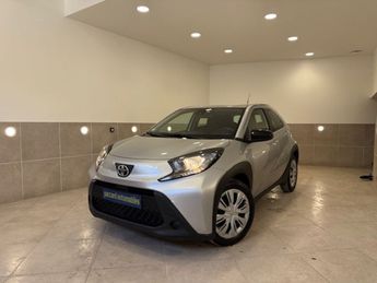  Voir détails -Toyota Aygo X 1.0 VVT-I 72CV ACTIVE BUSINESS CRIT AI à  La Buisse (38)