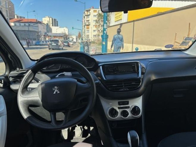 Peugeot 208 1.2 PURETECH 68CH E6.C LIKE 5P GRIS F de 2019