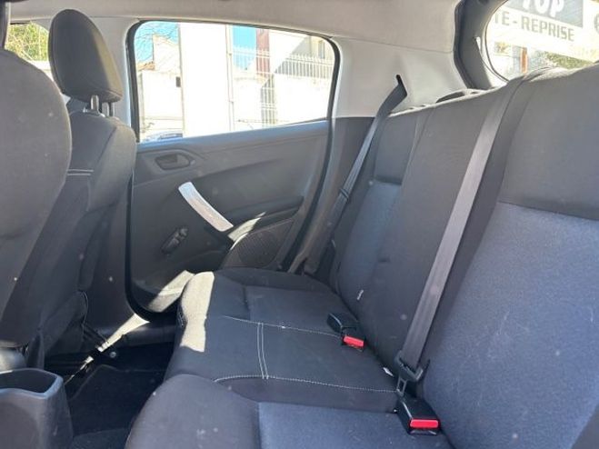 Peugeot 208 1.2 PURETECH 68CH E6.C LIKE 5P GRIS F de 2019