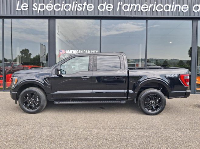 Ford F150 Supercrew LARIAT Black Package V8 5.0L F Noir de 2023