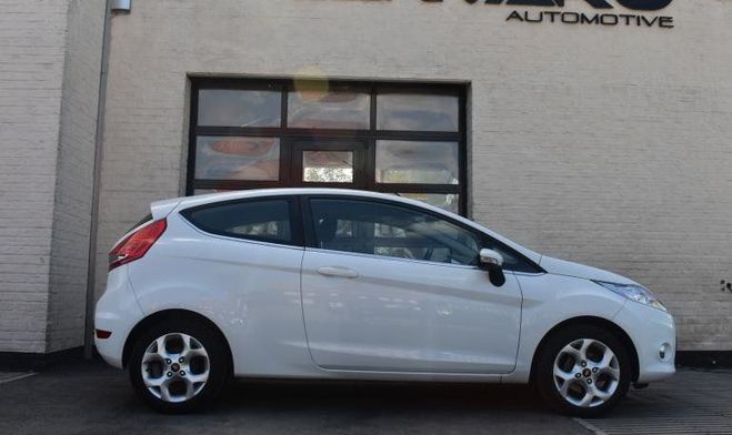 Ford Fiesta 1.25i Titanium  de 2010