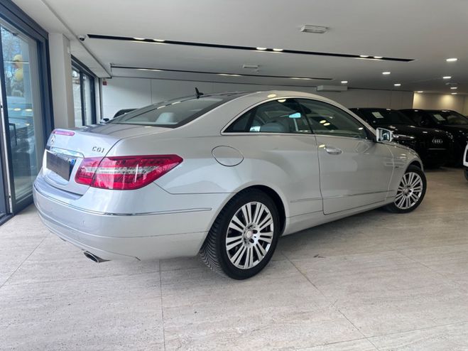 Mercedes Classe E CGI 3.5 V6 24V 7G-TRONIC BlueEFFICIENCY  Gris de 2010