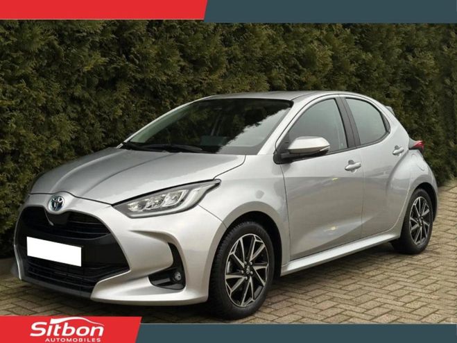 Toyota Yaris Hybrid 116h e-CVT GRIS CLAIR de 2021