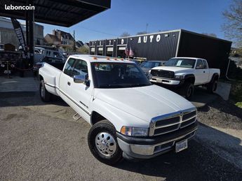  Voir détails -Dodge Ram 3500 Magnum 5.9 V8 Dually à Breteuil (60)