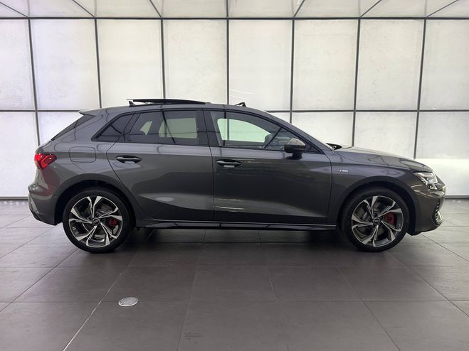 Audi A3 Sportback 45 TFSI e Hybride rechargeable Gris de 2024