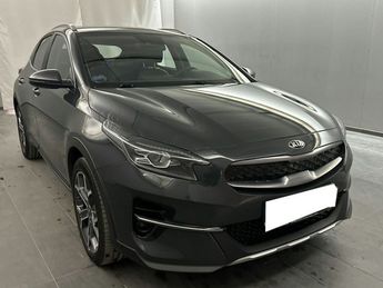  Voir détails -Kia Xceed HYBRIDE RECHARGEABLE 1.6 GDi 141 Spirit  à Chanas (38)