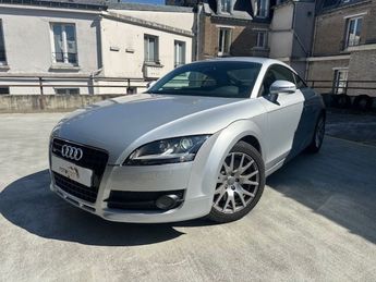  Voir détails -Audi TT 3.2 V6 250CH QUATTRO S TRONIC 6 à Cannes (06)
