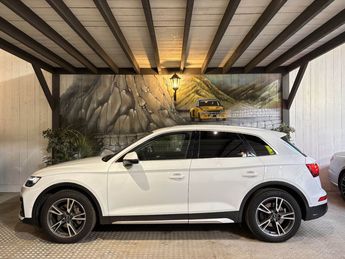  Voir détails -Audi Q5 40 TDI 204 CV AVUS QUATTRO S-TRONIC à Charentilly (37)