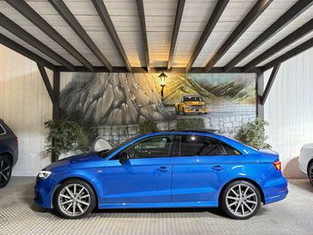  Voir détails -Audi A3 BERLINE 2.0 TFSI 190 CV DESIGN LUXE QUAT à Charentilly (37)