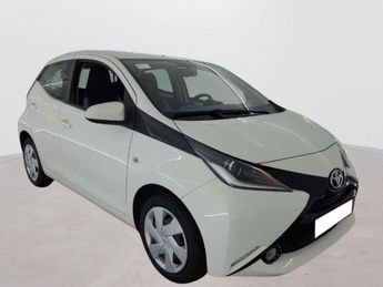  Voir détails -Toyota Aygo 1.0 VVT-i x-play 5p à Mions (69)