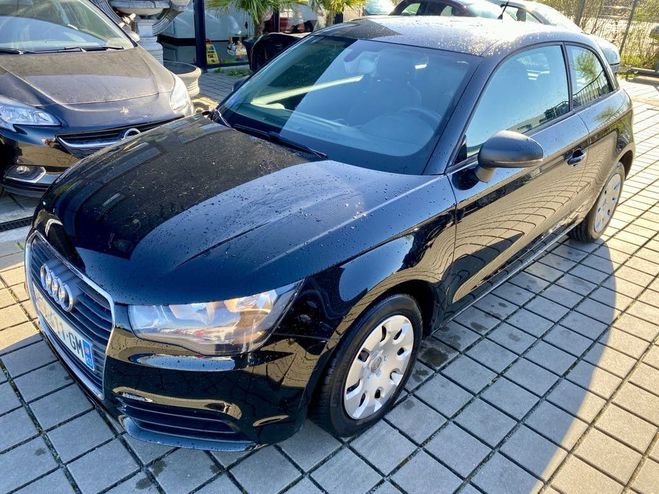 Audi A1 1.2 TFSI 86ch Attraction Noir Mtallis de 2011