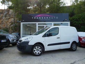  Voir détails -Peugeot Partner FOURGON 1.6 BLUEHDI 120 Ch PREMIUM PACK à  La Ciotat (13)