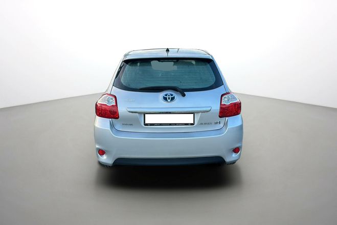 Toyota Auris Hybride 136h dynamique Gris clair de 2011