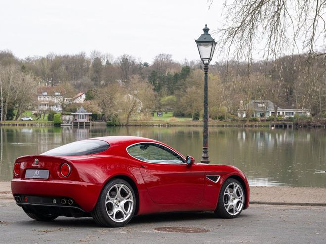 Alfa romeo 8C  Rouge de 2003