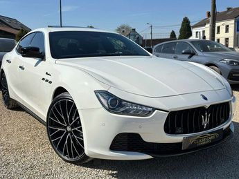  Voir détails -Maserati Ghibli 3.0 D AUTO BI-XENON TOIT-OUVRANT CARNET  à Sombreffe (51)