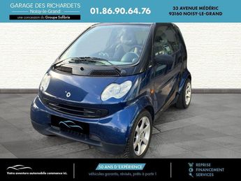  Voir détails -Smart Fortwo Coupe 50ch Pure à Noisy-le-Grand (93)