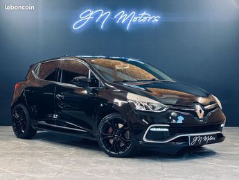  Voir détails -Renault Clio RS iv 1.6 turbo 200 edc entretien comple à Thoiry (78)