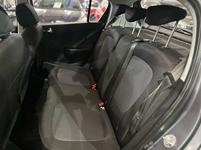 Hyundai  i20 PHASE 2 1.2 PACK Evidence GRIS C de 2014