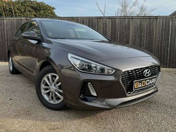  Voir détails -Hyundai I30 1.0 T-GDi 15-CLIMA-PDC-CRUISE-LED à Beveren (87)
