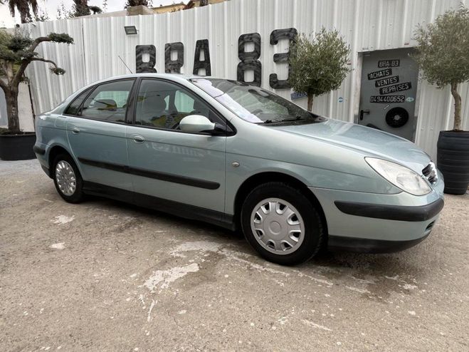 Citroen C5 2.0 HDi 16V - 110 BERLINE . PHASE 1 VERT FONCE de 2002