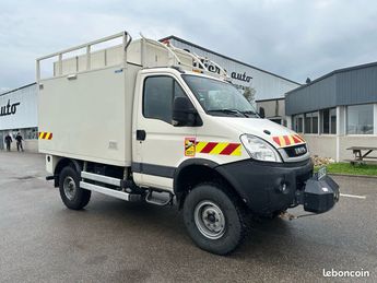  Voir détails -Iveco Daily 48490 ht 55s17 4x4 cellule atelier à   La Boisse (01)