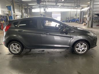  Voir détails -Ford Fiesta 1.0 ECOBOOST 100CH STOP&START EDITION 5P à Voreppe (38)