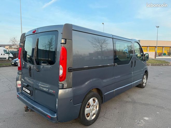 Opel Vivaro 2.0 cdti 115cv 6places Double Cab L2H1 G Gris de 2012