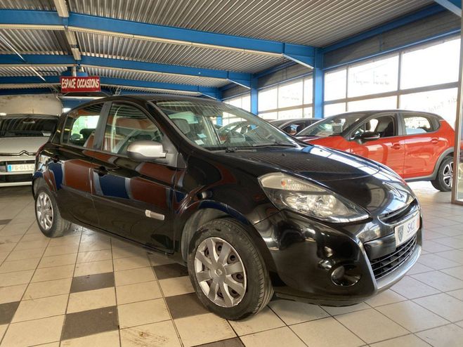 Renault Clio III (B/C85) 1.5 dCi 90ch Exception TomTo NOIR de 2011
