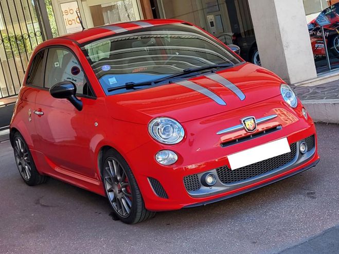 Abarth 695 Tributo Ferrari ROUGE de 2011