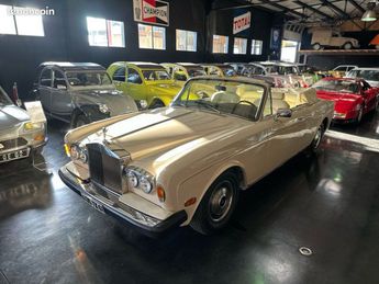  Voir détails -Rolls royce Corniche cabriolet 1980 à   La Boisse (01)