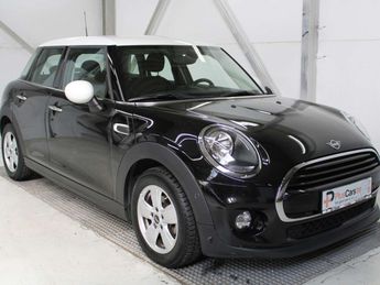  Voir détails -Mini Cooper D 1.5 (EU6c) ~ Navi PDC TopDeal BTW wage à Dendermonde (92)