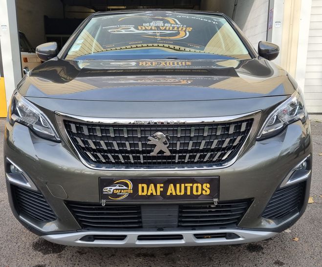 Peugeot 3008 1.6 hdi 120ch  Kaki de 2017