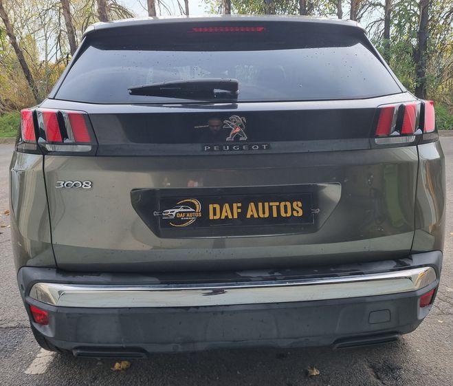 Peugeot 3008 1.6 hdi 120ch  Kaki de 2017