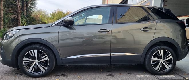 Peugeot 3008 1.6 hdi 120ch  Kaki de 2017