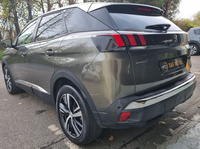 Peugeot 3008 1.6 hdi 120ch  Kaki de 2017