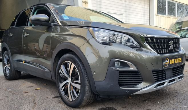 Peugeot 3008 1.6 hdi 120ch  Kaki de 2017