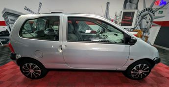  Voir détails -Renault Twingo 1 1.2 60 Expression à Claye-Souilly (77)